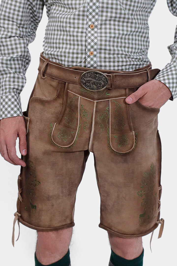 closed view of a man wearing Da Vinci Lederhosen