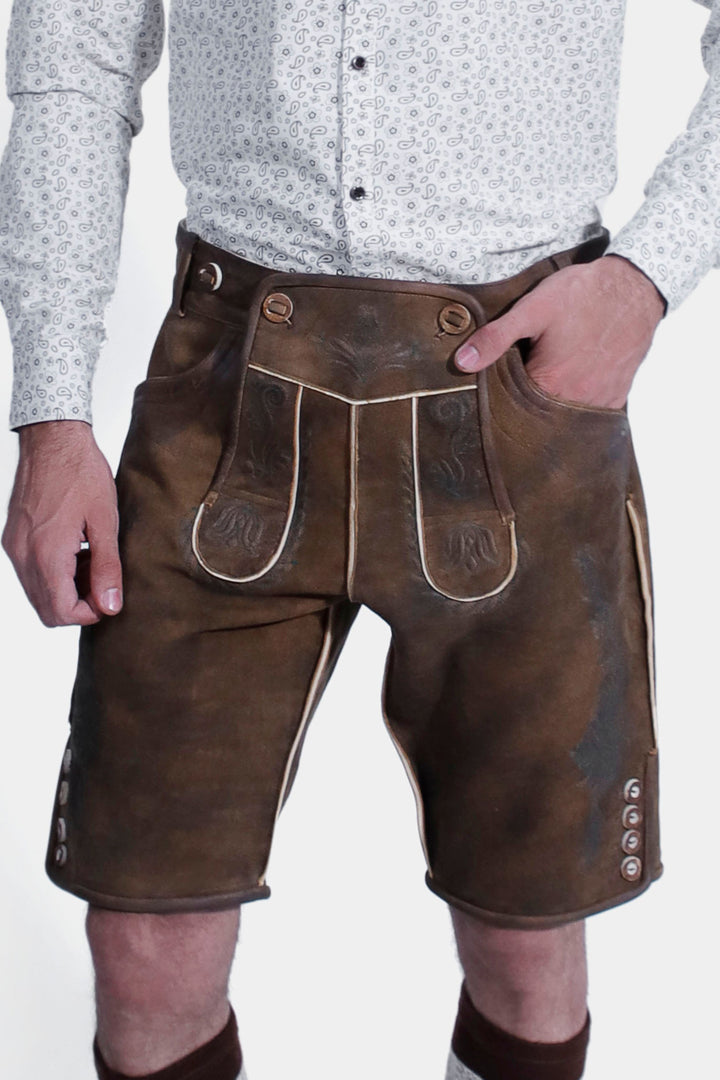 closed view of a man wearing Schubert Lederhosen